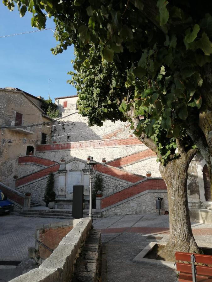 Valle Fiorita Castro dei Volsci Exterior photo